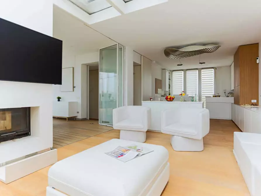 Immagine 21 di Appartamento in affitto  in Viale Cassala59 a Milano