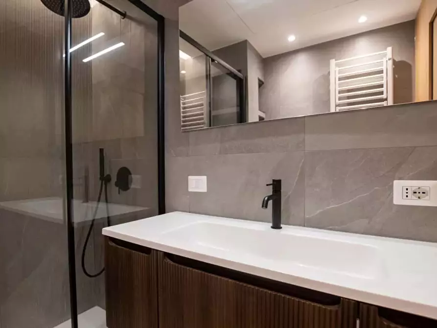 Immagine 6 di Appartamento in affitto  in Viale Beatrice d'Este20 a Milano