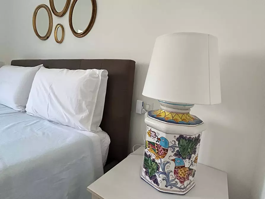 Immagine 14 di Appartamento in affitto  in Vico Banchi Nuovi15 a Napoli