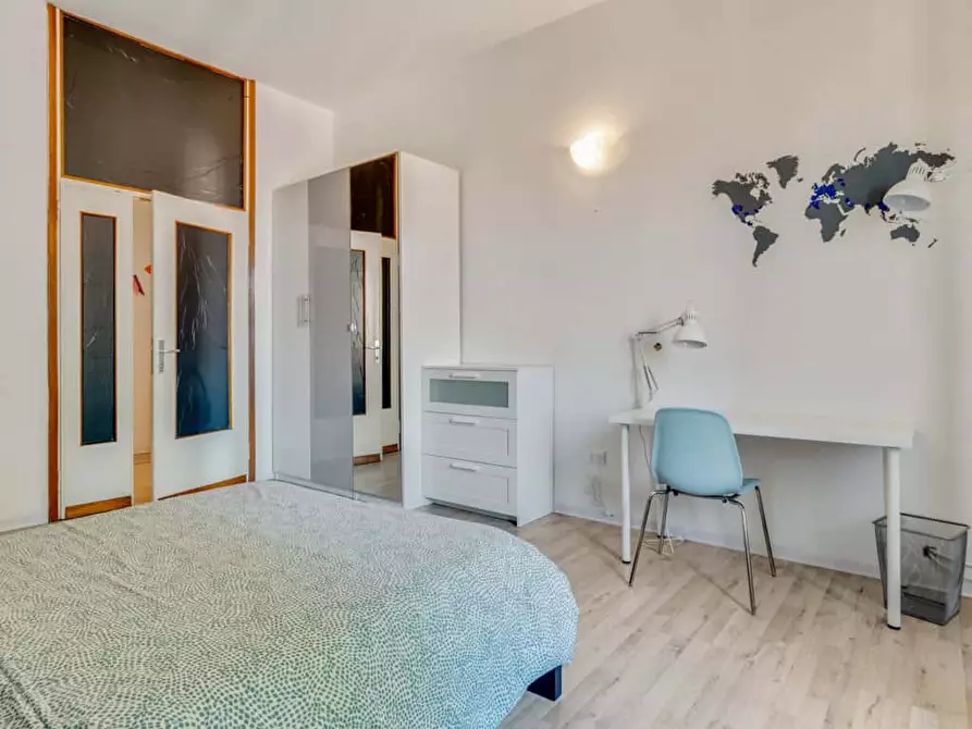 Immagine 3 di Camera in affitto  in Corso di Porta Romana116a a Milano