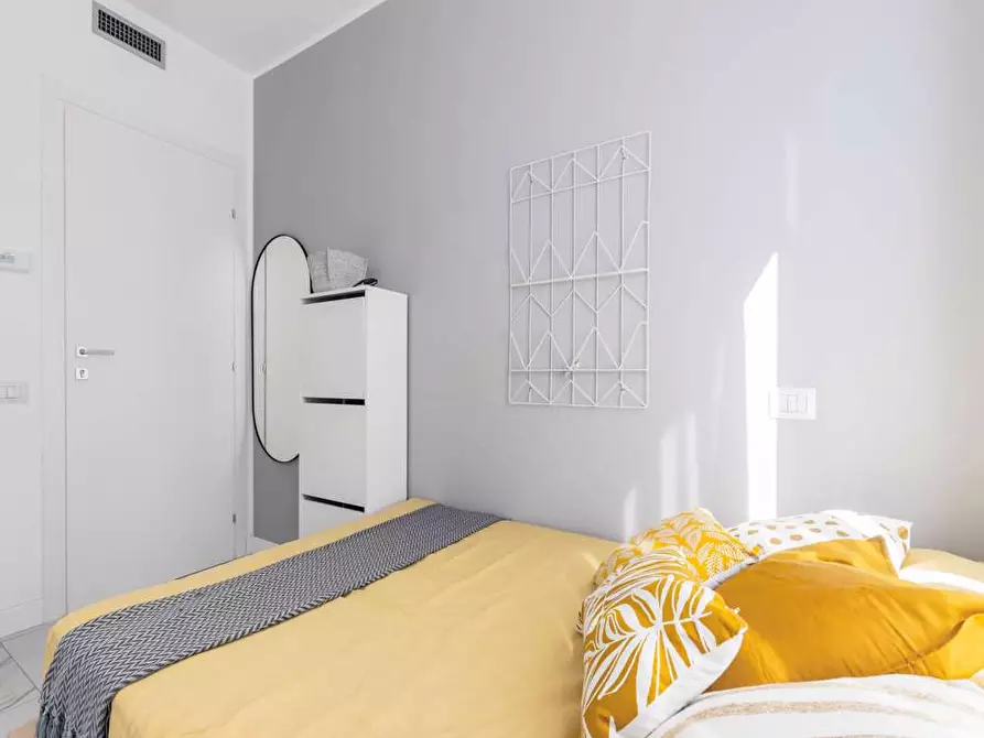 Immagine 1 di Camera in affitto  in Viale Bligny28 a Milano