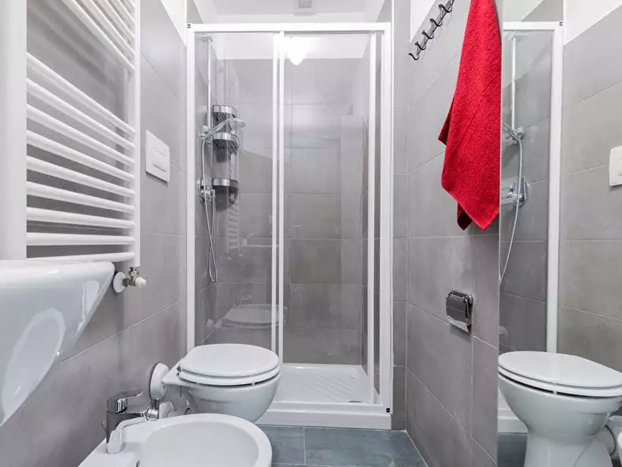 Immagine 44 di Camera in affitto  in Via dei Fontanili1 a Milano