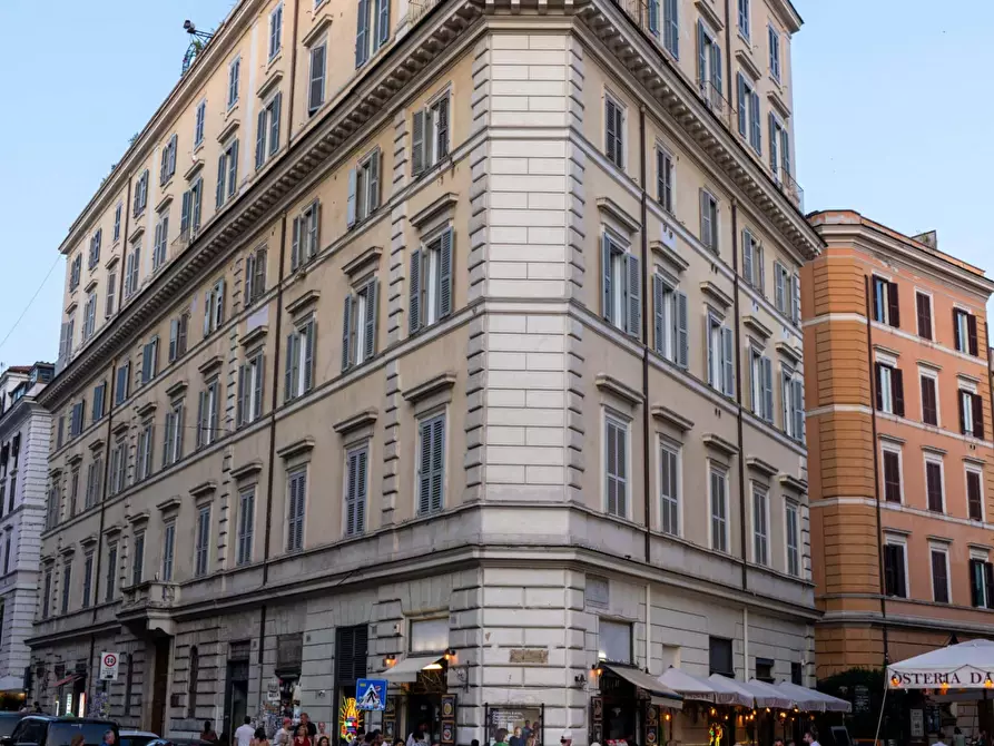 Immagine 28 di Appartamento in affitto  in Via Cavour310 a Roma