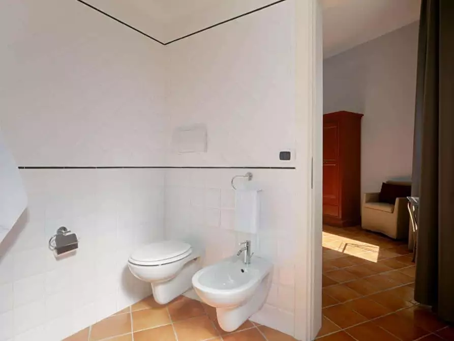 Immagine 6 di Appartamento in affitto  in Via Cavour310 a Roma