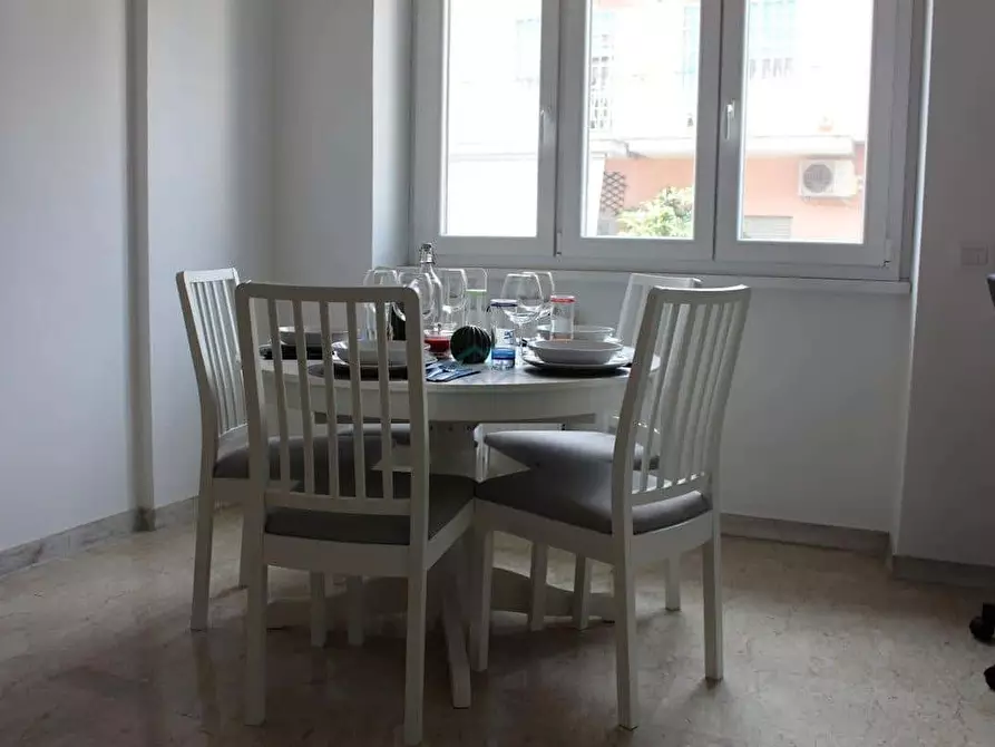 Immagine 6 di Appartamento in affitto  in Via Bellegra35 a Roma