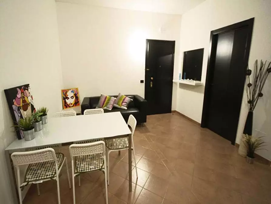 Immagine 30 di Camera in affitto  in Via Gustavo Fara39 a Milano