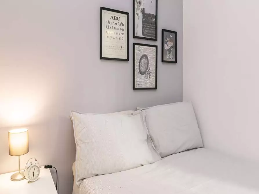 Immagine 3 di Camera in affitto  in Corso San Gottardo40 a Milano