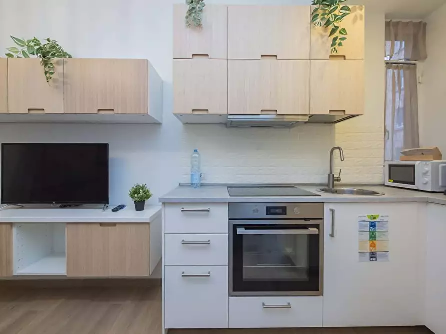 Immagine 5 di Appartamento in affitto  in Viale Lucania3 a Milano