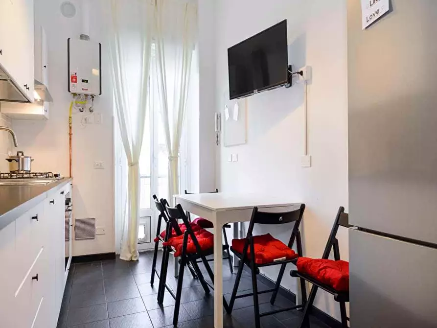 Immagine 16 di Camera in affitto  in Viale Emilio Caldara24a a Milano