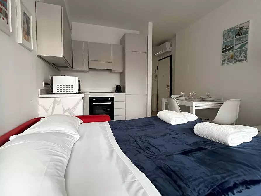 Immagine 6 di Appartamento in affitto  in Via Privata Filippo Severoli11 a Milano