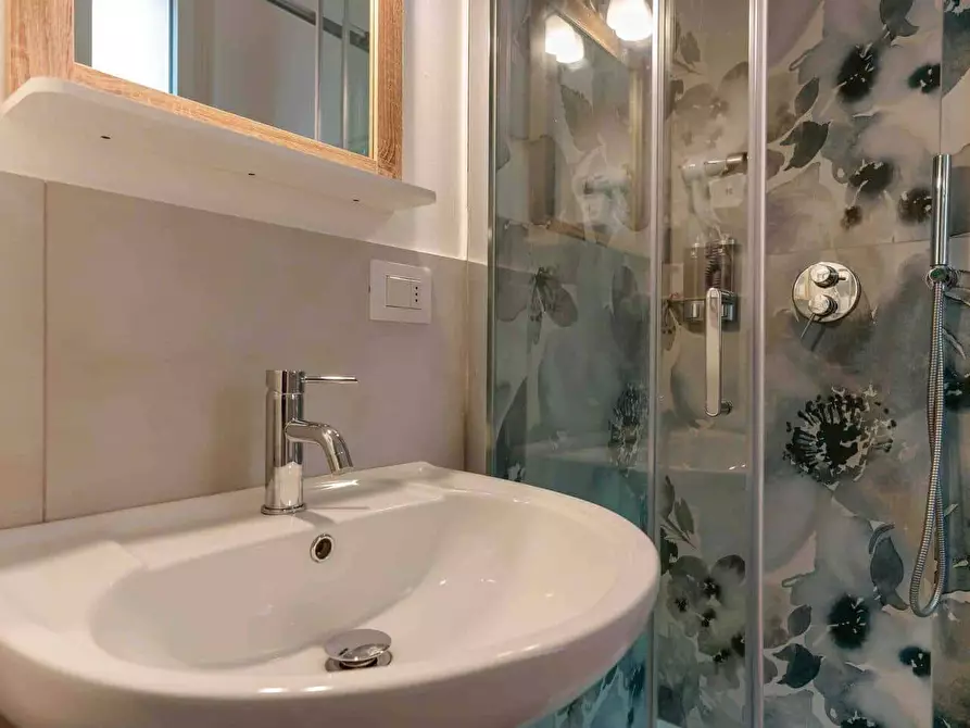 Immagine 6 di Appartamento in affitto  in Via Giuseppe Massarenti72 a Bologna