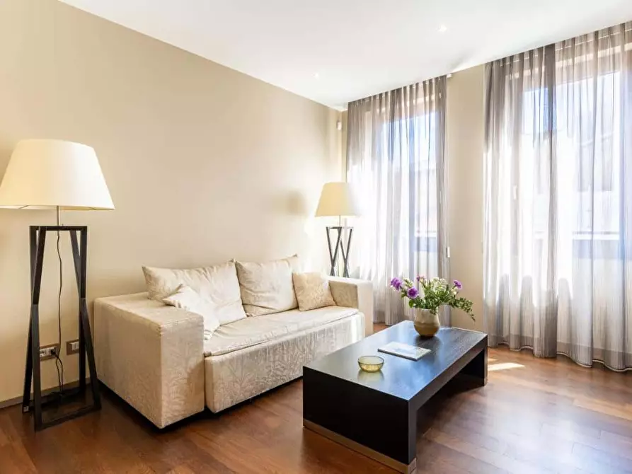 Immagine 4 di Appartamento in affitto  in Via San Pietro All'Orto6 a Milano