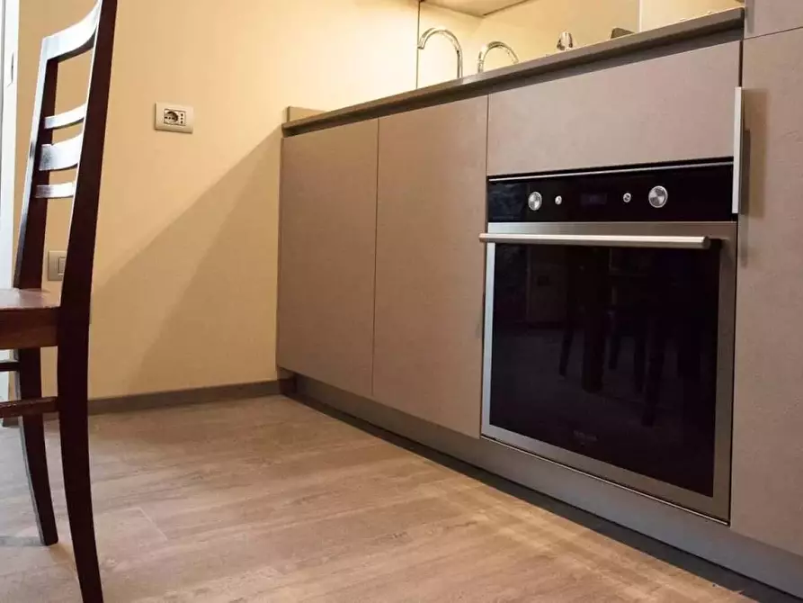 Immagine 29 di Appartamento in affitto  in Via Morazzone Pier Francesco Mazzucchelli a Como