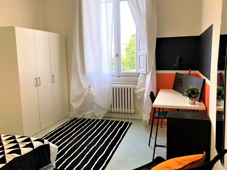 Immagine 4 di Camera in affitto  in Via della Cernaia38 a Firenze