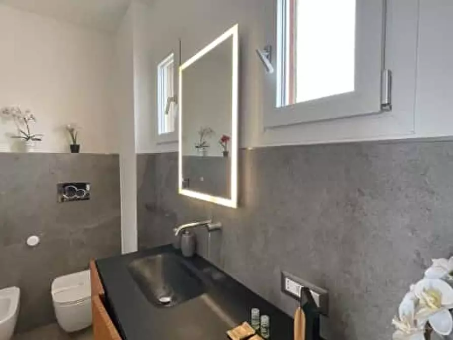 Immagine 24 di Appartamento in affitto  in Via Torri in Sabina14 a Roma