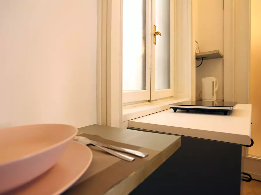 Immagine 5 di Appartamento in affitto  in Via dei Piatti8 a Milano