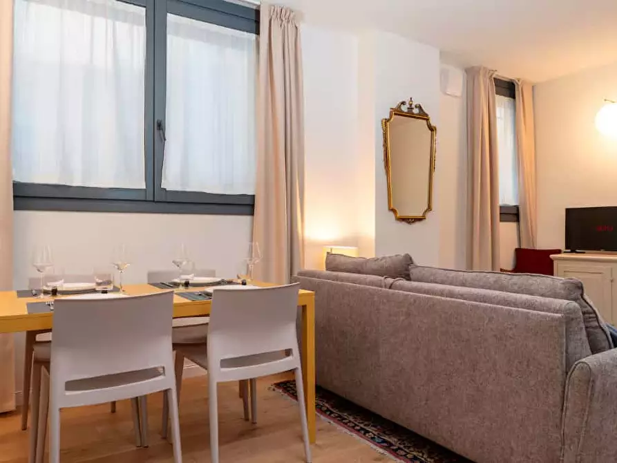 Immagine 3 di Appartamento in affitto  in Via Melzo28 a Milano