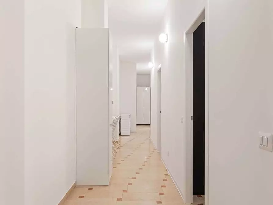 Immagine 20 di Camera in affitto  in Via Lentasio9 a Milano