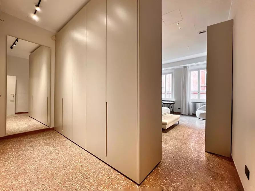Immagine 14 di Appartamento in affitto  in Via Santo Stefano44 a Bologna
