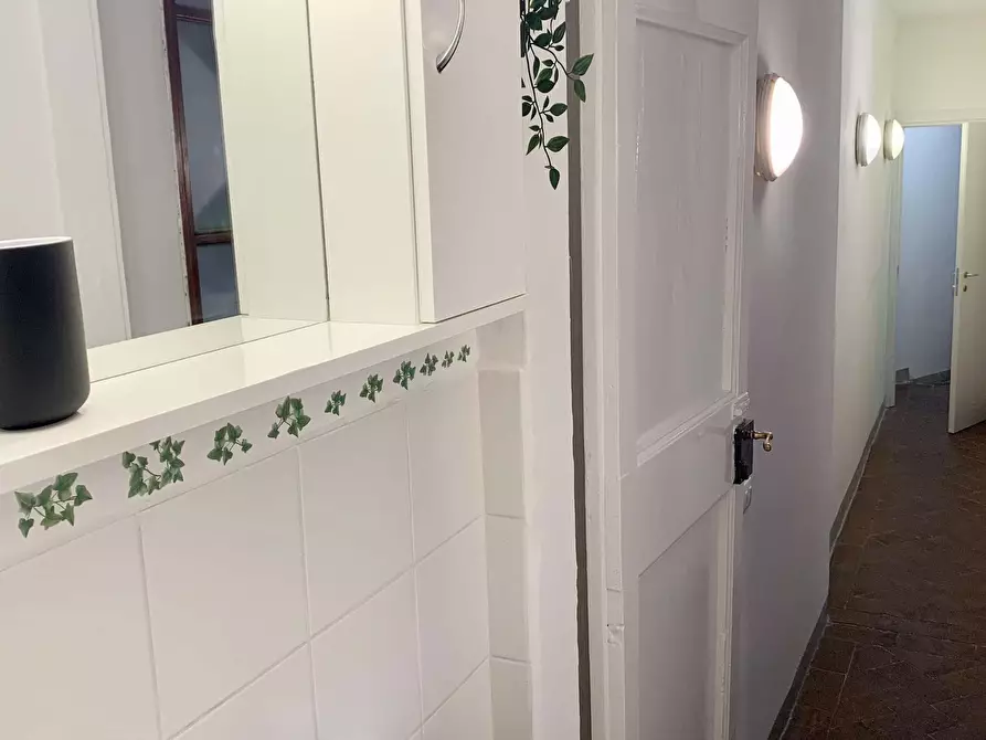 Immagine 11 di Camera in affitto  in Via Sant'Antonino13 a Firenze