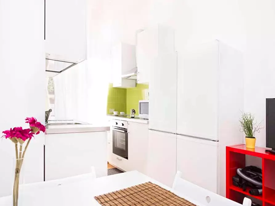 Immagine 14 di Camera in affitto  in Via Legnone15 a Milano