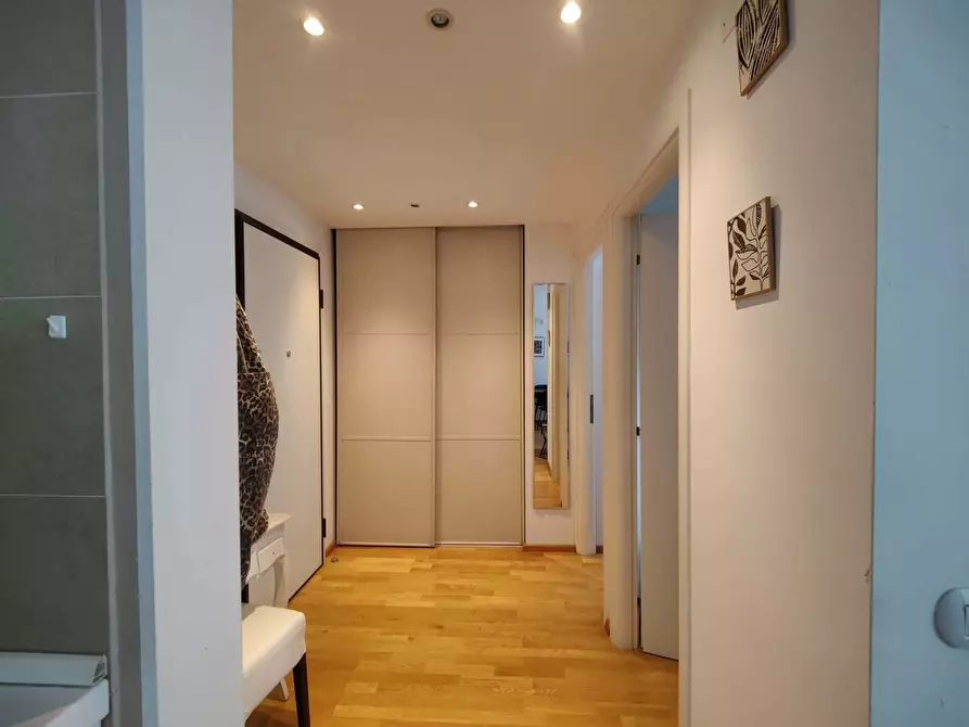 Immagine 5 di Appartamento in affitto  in Via Luigi Settembrini5 a Milano