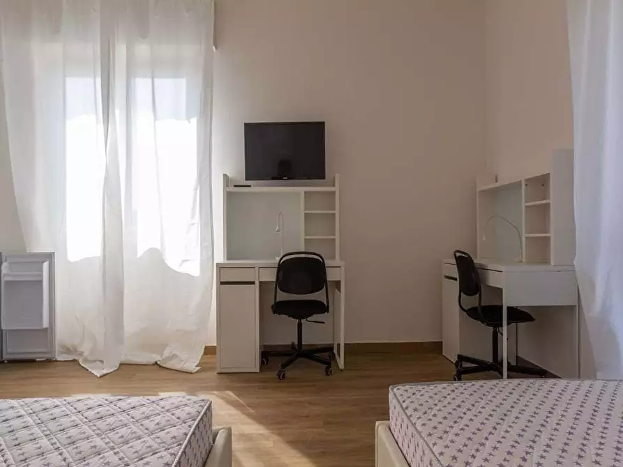 Immagine 9 di Camera in affitto  in Viale San Gimignano4 a Milano