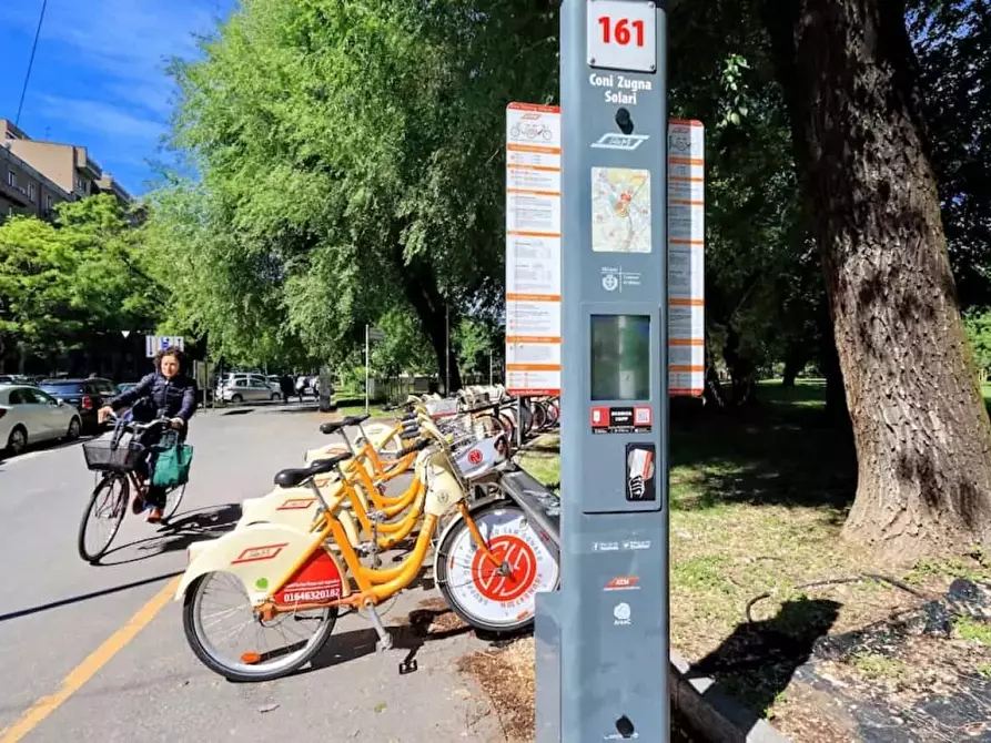 Immagine 52 di Appartamento in affitto  in Via Andrea Solari a Milano