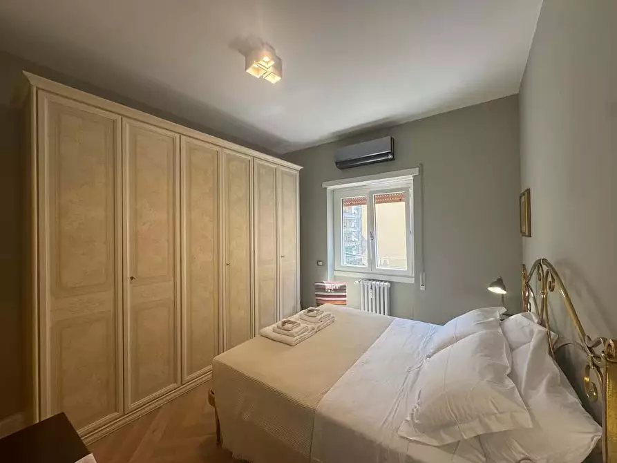 Immagine 10 di Appartamento in affitto  in Via Calpurnio Pisone103 a Roma