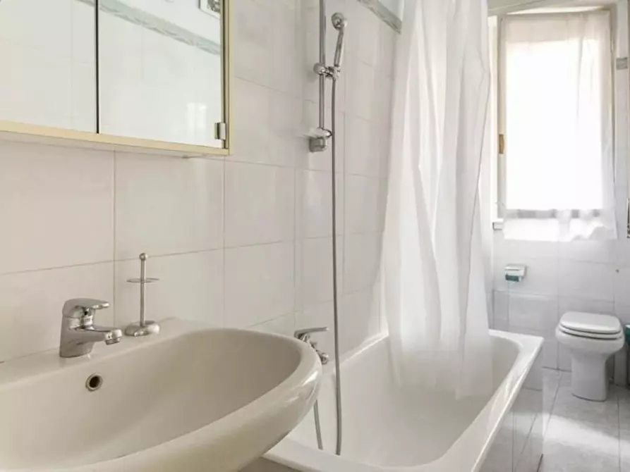 Immagine 4 di Appartamento in affitto  in Via Leon Battista Alberti8 a Milano