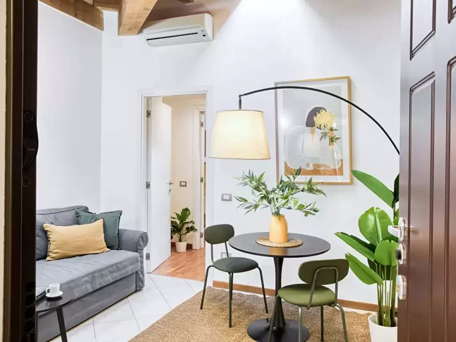 Immagine 20 di Appartamento in affitto  in Via Michelangelo Buonarroti9 a Milano