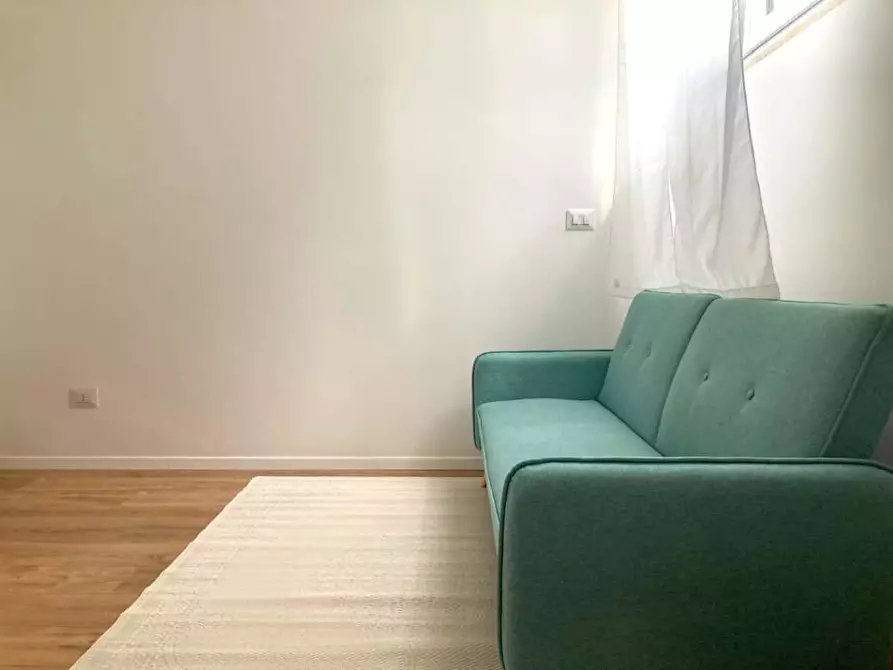 Immagine 1 di Appartamento in affitto  in Via Alessandro Zanoli11 a Milano