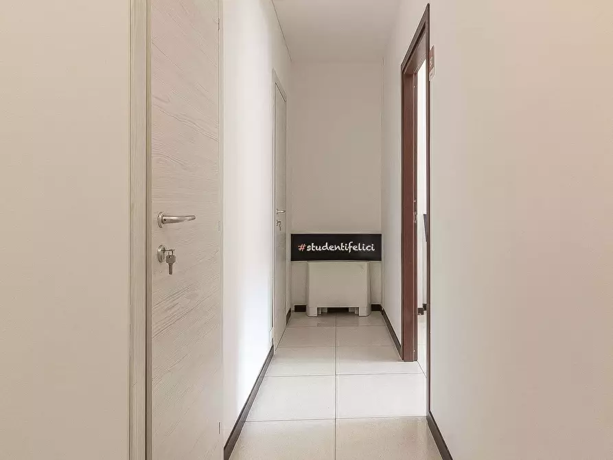 Immagine 12 di Camera in affitto  in Via Michele Coppinosnc a Sassari