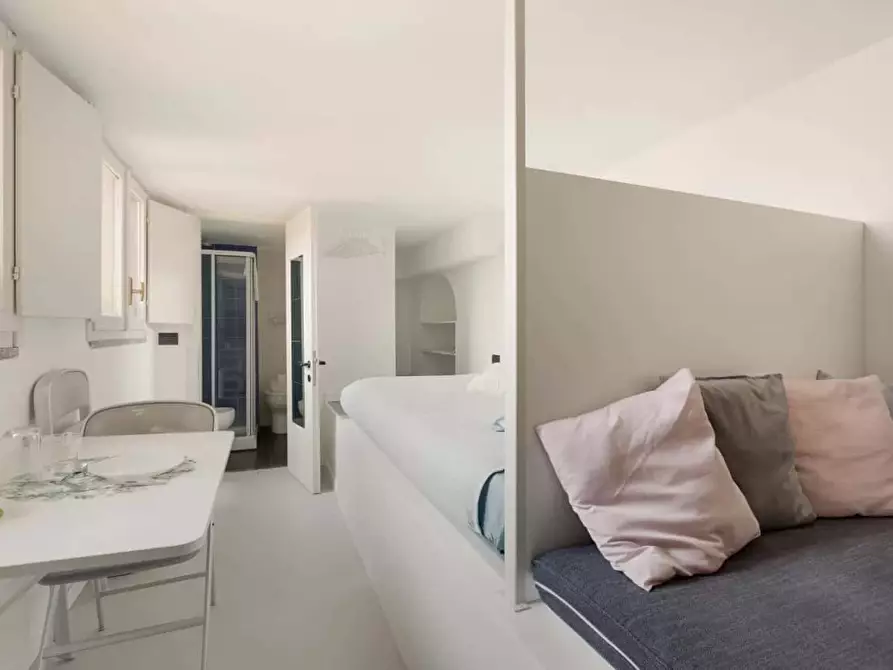 Immagine 2 di Appartamento in affitto  in Corso Magenta25 a Milano