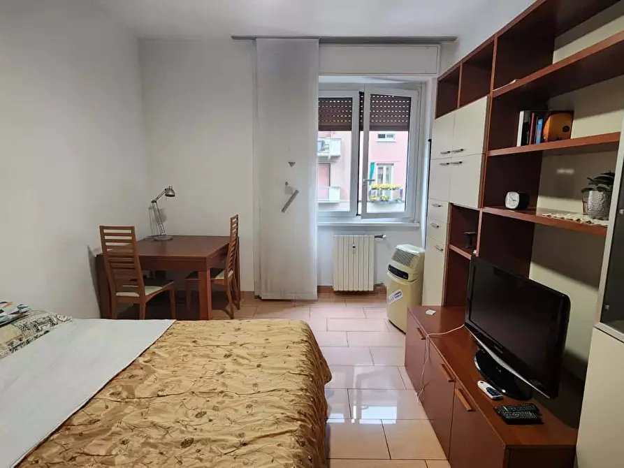 Immagine 1 di Camera in affitto  in Via Flavio Andò3 a Milano
