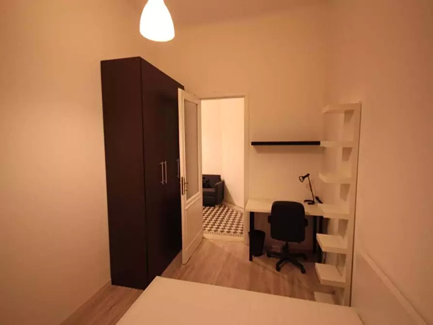 Immagine 5 di Camera in affitto  in Viale Sondrio3 a Milano