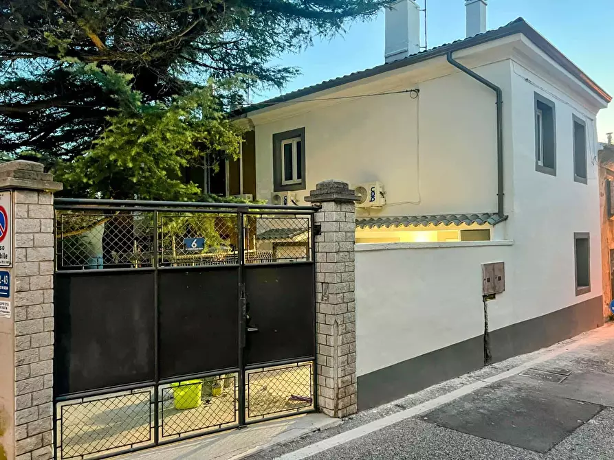 Immagine 9 di Appartamento in affitto  in Via San Lorenzo in Selva6 a Trieste