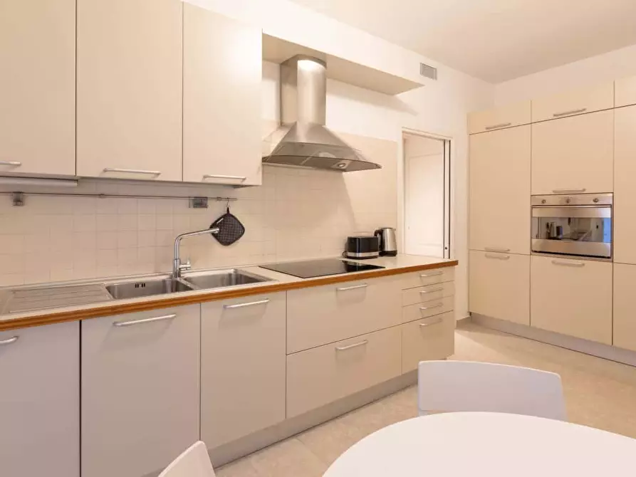 Immagine 2 di Appartamento in affitto  in Via Ambrogio Bergognone da Fossano31 a Milano