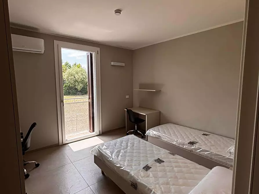 Immagine 2 di Camera in affitto  in Via Mario Pannunzio10 a Ferrara