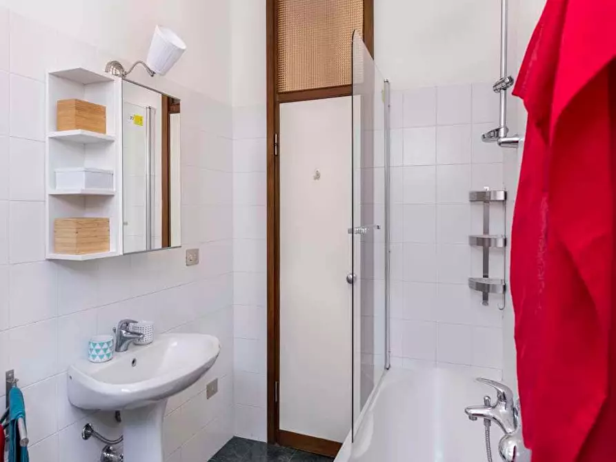 Immagine 32 di Camera in affitto  in Via Giuseppe Frua16 a Milano