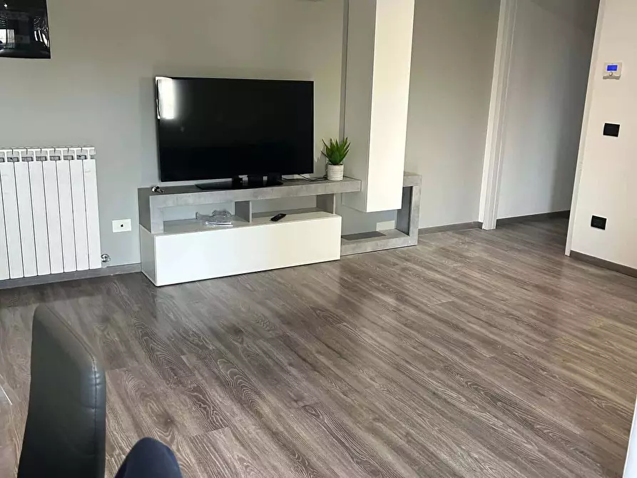 Immagine 9 di Appartamento in affitto  in Via delle Querce1 a Rodano