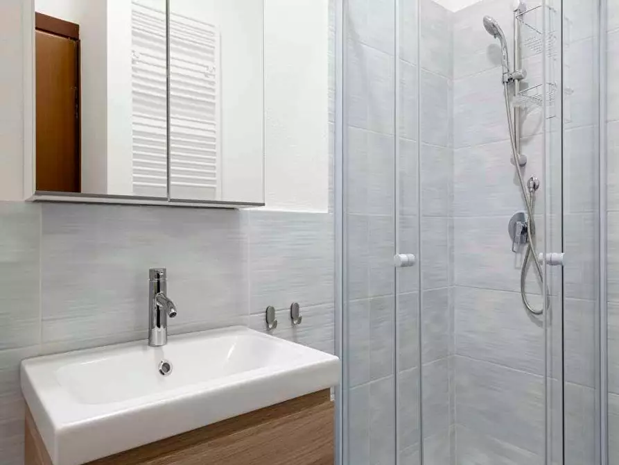 Immagine 11 di Camera in affitto  in Via Ulisse Salis10 a Milano