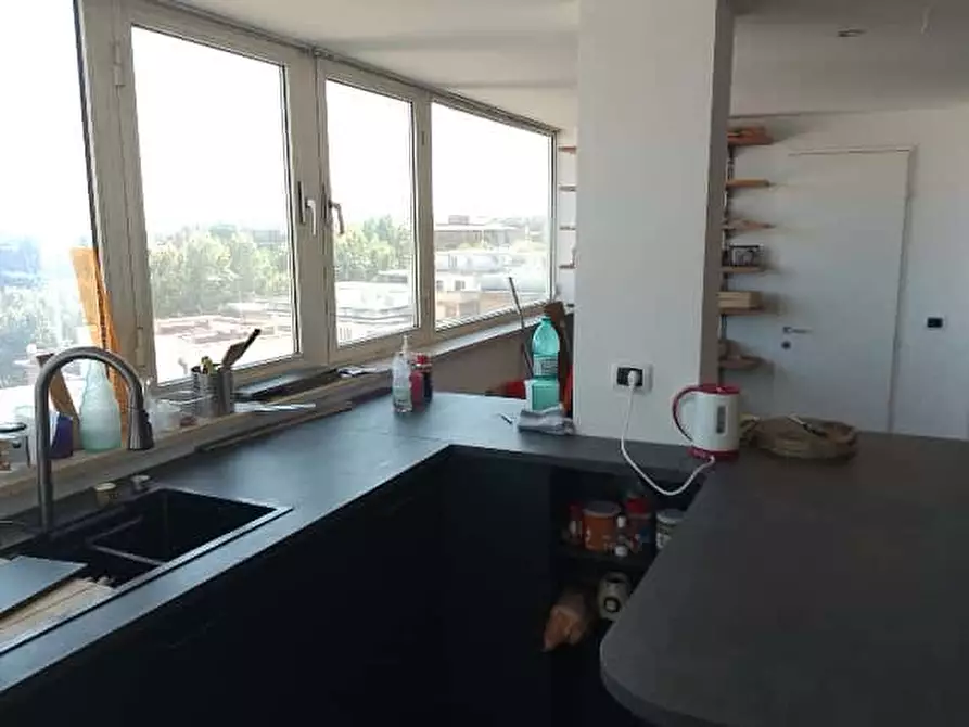 Immagine 1 di Appartamento in affitto  in Via Leopoldo Ruspoli64 a Roma