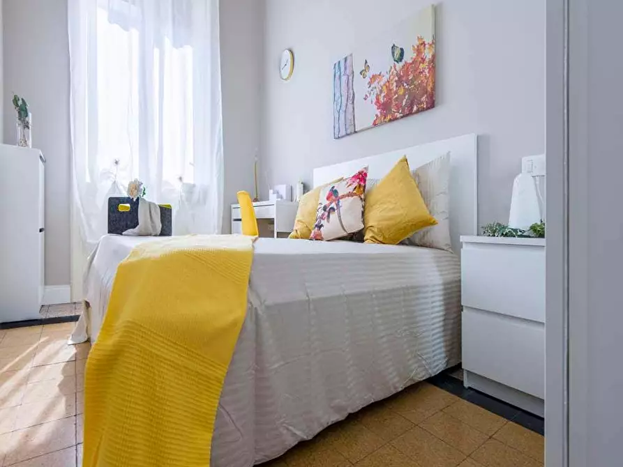 Immagine 2 di Camera in affitto  in Via Spalato2 a Milano