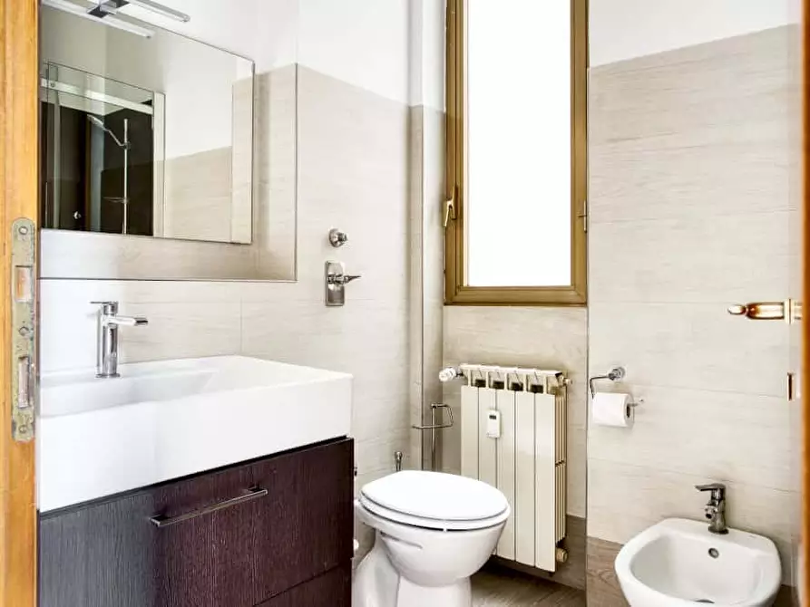 Immagine 23 di Camera in affitto  in Via Ronchi24 a Milano