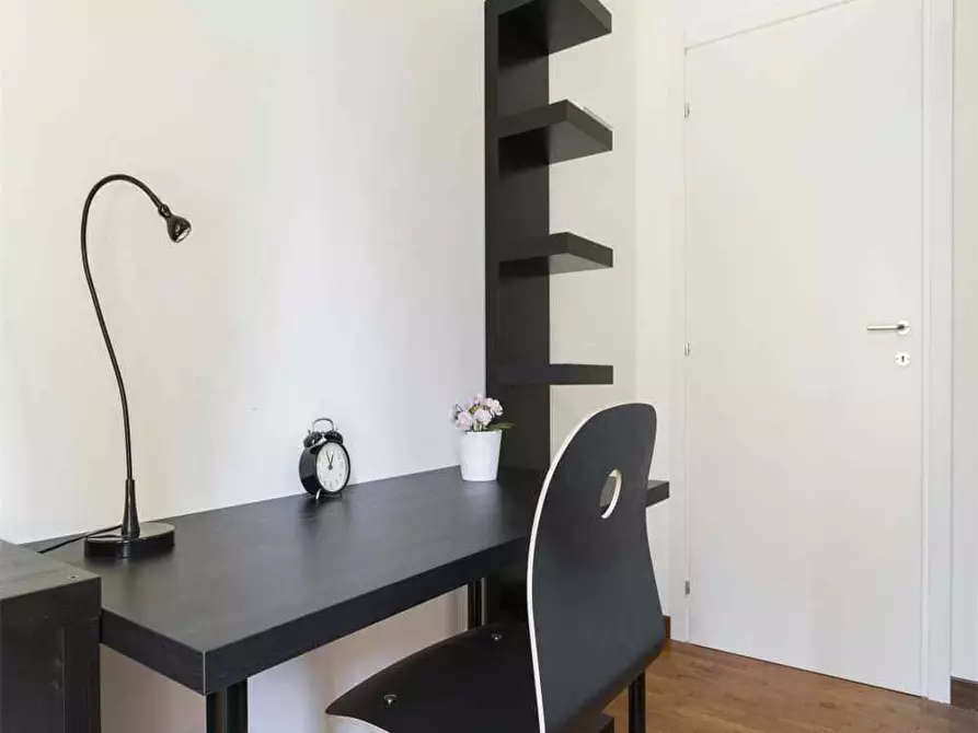 Immagine 5 di Camera in affitto  in Viale Sabotino5 a Milano