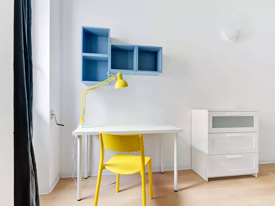 Immagine 2 di Camera in affitto  in Via Stromboli1 a Milano