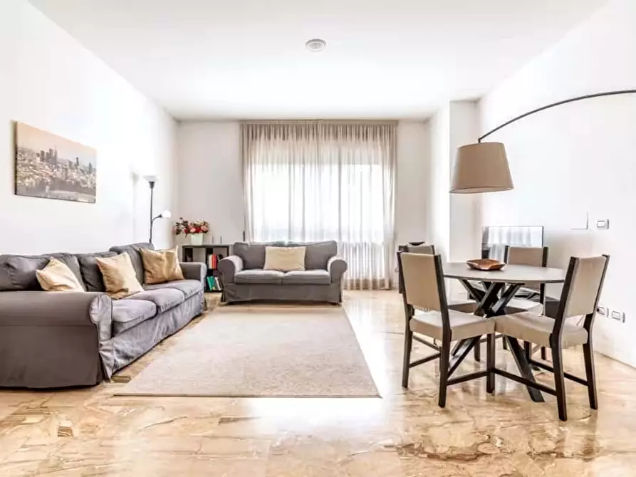 Immagine 3 di Appartamento in affitto  in Piazzale Giulio Cesare5 a Milano