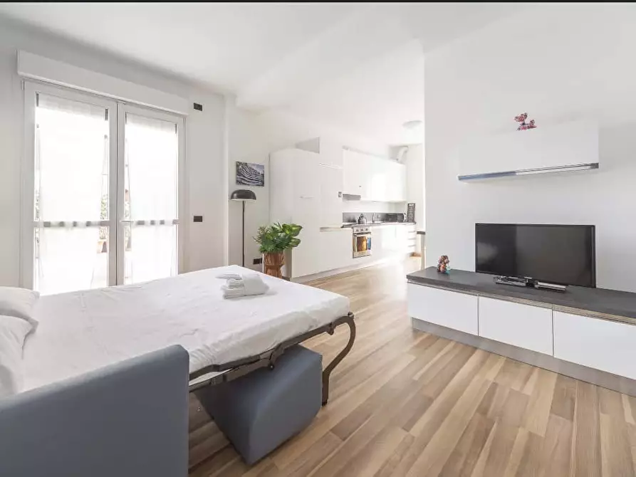 Immagine 2 di Appartamento in affitto  in Via Giuseppe Candiani a Milano