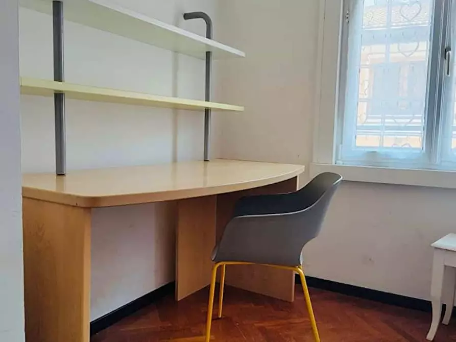 Immagine 3 di Camera in affitto  in Via Tommaso Gar10 a Trento